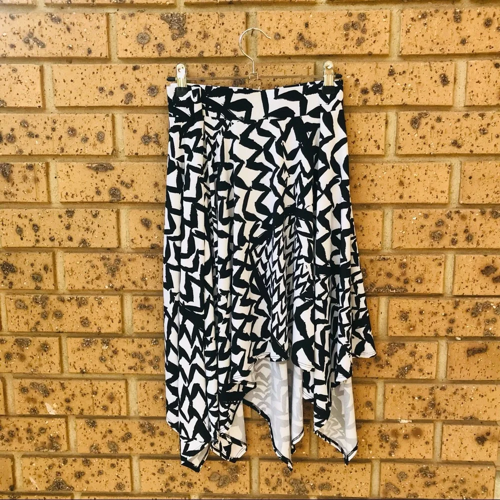 KATIES Asymmetrical Stretch Skirt Black White Size M Smart Casual Event Party - Picture 4 of 7